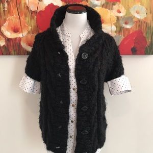 📬3 for $10 Vivienne Tam Sweater